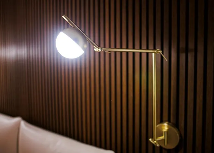 Next To Sea * Crotone